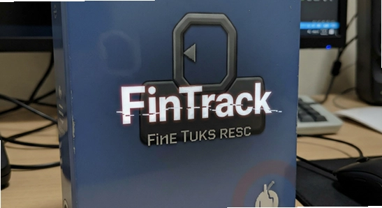 FinTrack安装后闪退怎么办