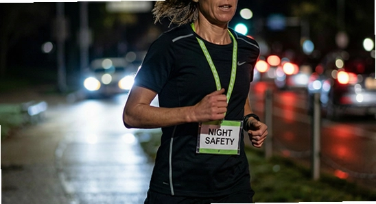 https://via.placeholder.com/670x360?text=Night+Running+Safety