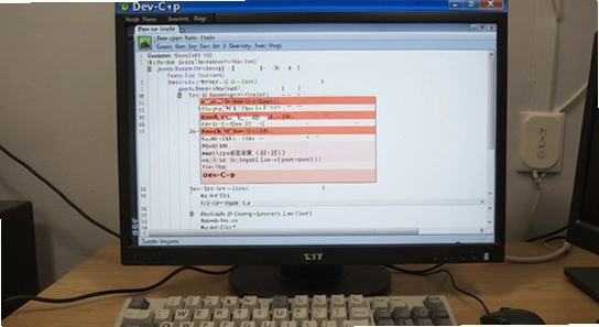 Dev-C++ �������������