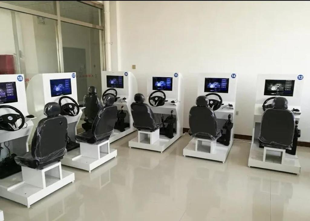ѧ��������������ģ�⿼��ϵͳ�ٷ������ؽ�ͼ