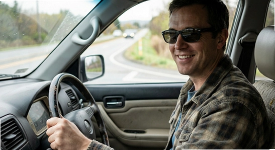 https://www.6ll.com/static/images/2025/01/hitchhiking_driver_2.jpg