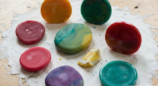 https://example.com/shapes_color_3.jpg