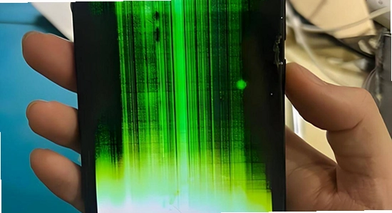 ������ħ�ֻ������˽������ʾ��ͼ,ɫ������