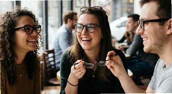 670x360_hi_glasses_scenarios